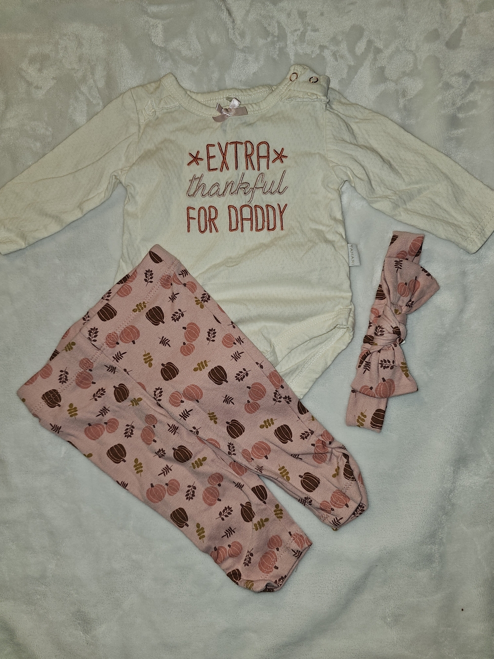 Tahari Baby Girls Cream and Pink Pumpkin Matching Set